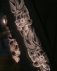 Image 3 of LONGSLEEVE LOTO (FLYING BIRDS)