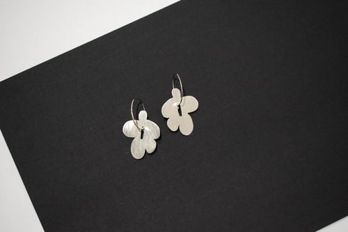 Image of Magnolia Earrings