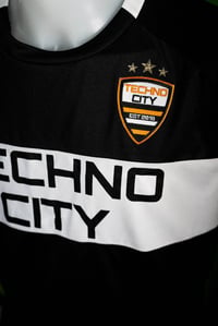 Image 4 of Techno City Jersey & 90CM X 150CM FLAG Flag Combo