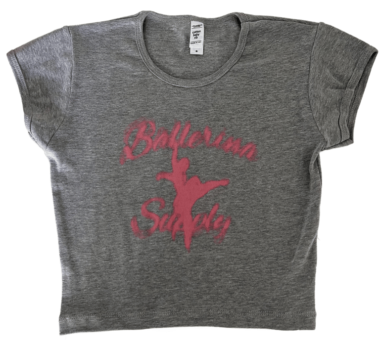 BALLERINA BABY TEE GREY