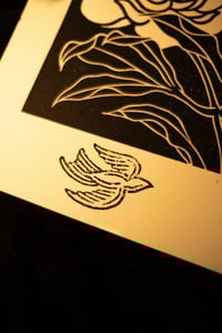 Image 4 of DAHLIA LINOCUT (FLYING BIRDS)