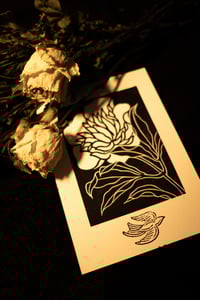 Image 2 of DAHLIA LINOCUT (FLYING BIRDS)