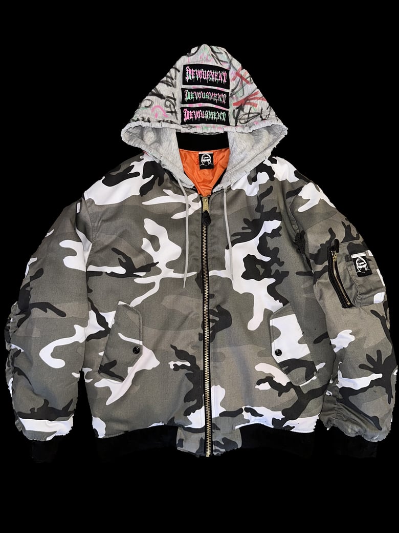 Image of TFG X KNALLER HOODED BOMBER SNOW CAMO