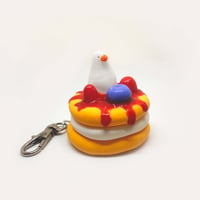 Image 1 of Macaroon keychain