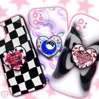 Image 2 of RIIZE Heart Phone Grip