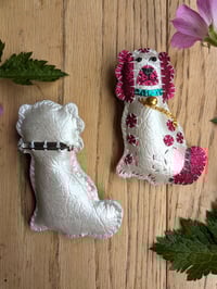 Image 3 of Pair of Staffordshire Spaniel Brooches - Pink
