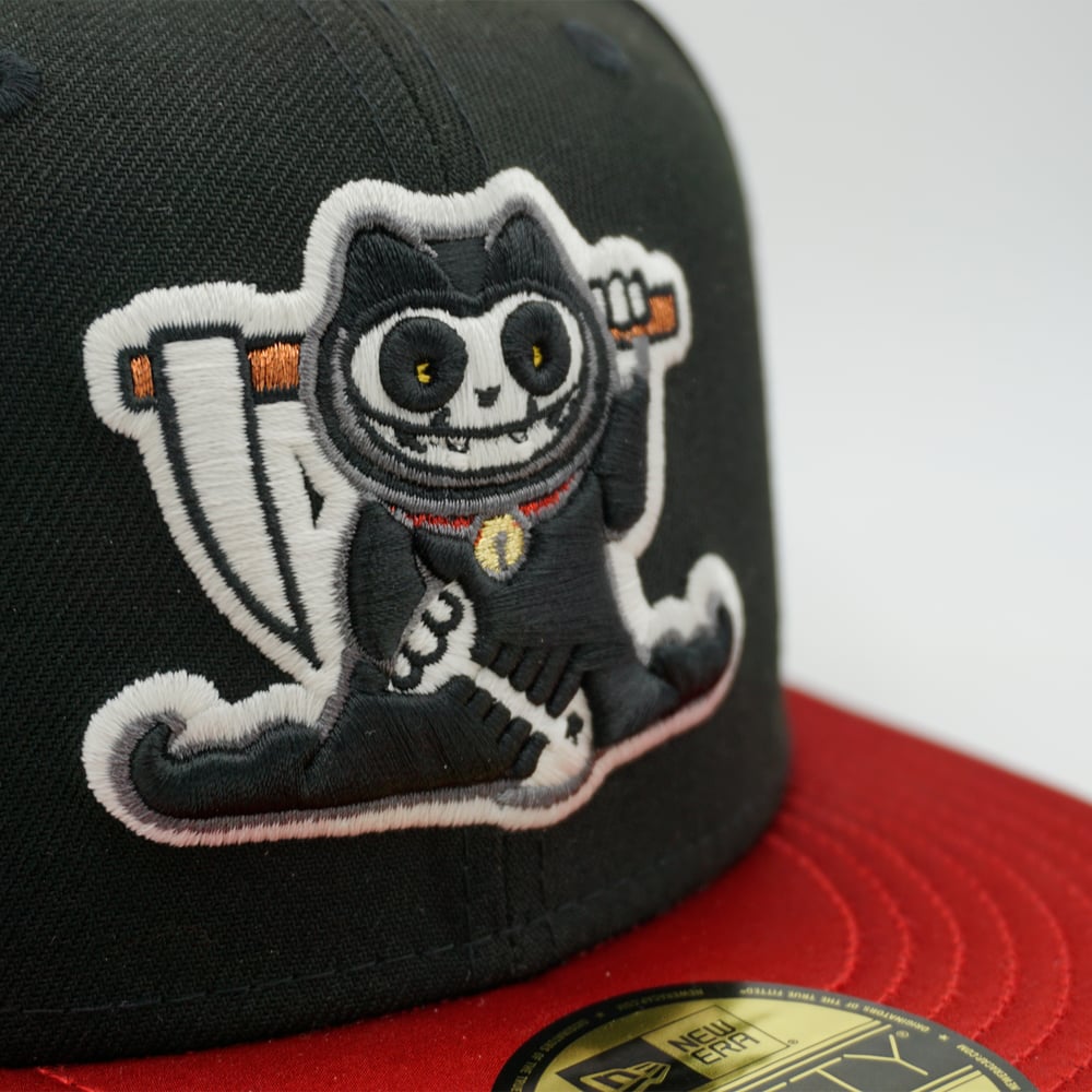 Shi Neko V2 Blood Satin 59Fifty