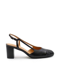 Image 1 of la tribe Gigi heel black