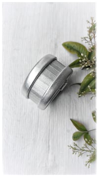 Image 6 of Bracciale bangle artigianale in pelle ESSENTIAL MEDIUM- Gio