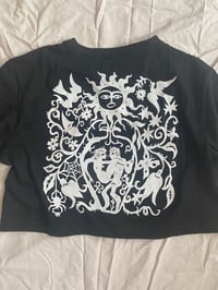 Image 3 of Black Devil/Vase Crop (M)