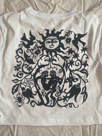 Image 4 of White Devil/Vase Crop (M)