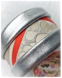 Image 4 of ESSENTIAL OBI medium Bangles - Silver Kyoto