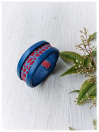 Image 5 of ESSENTIAL small Bangles - blue bubbles - solo S size