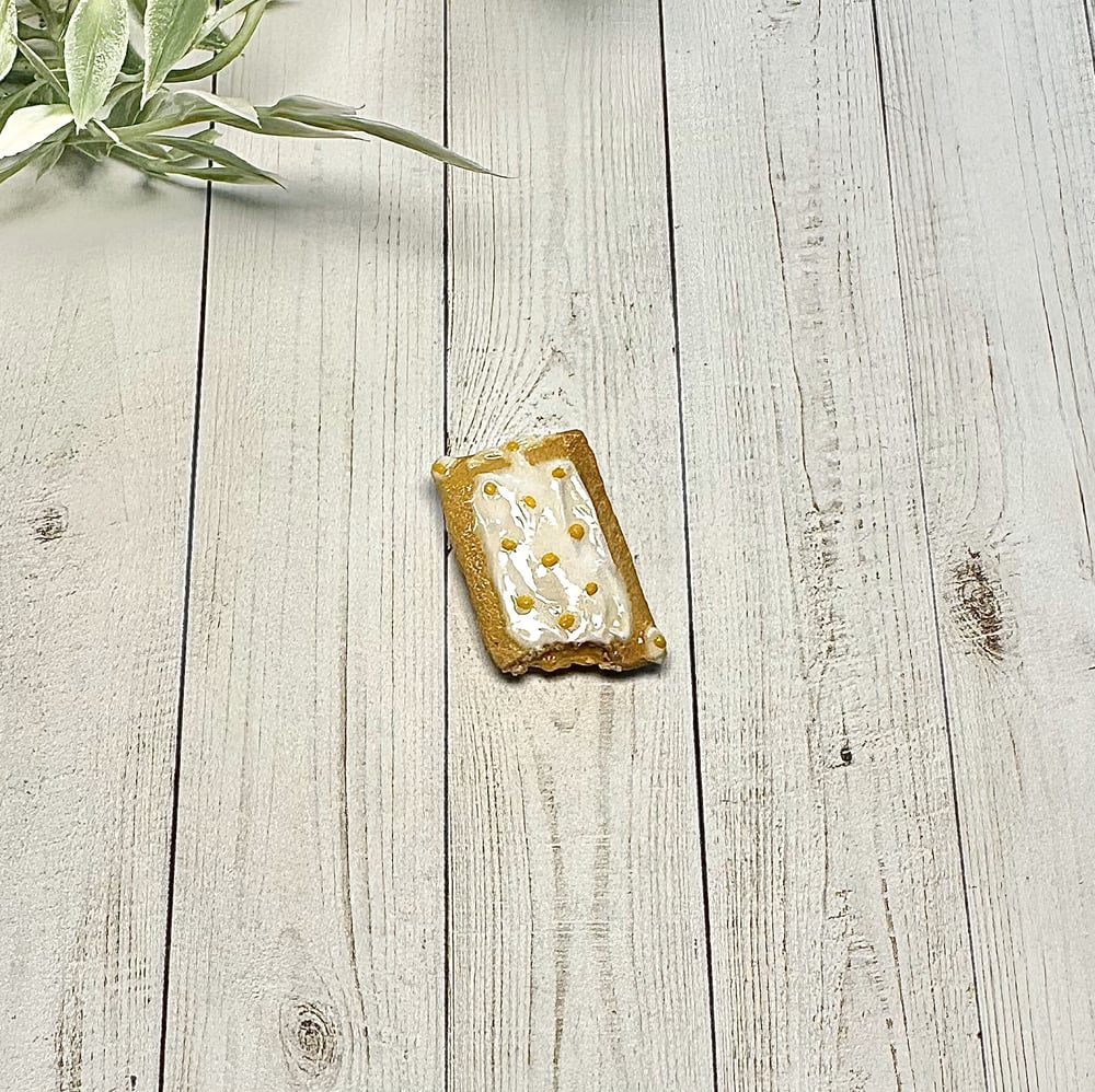 Image of Honey Lemon Toaster Pastry Pin