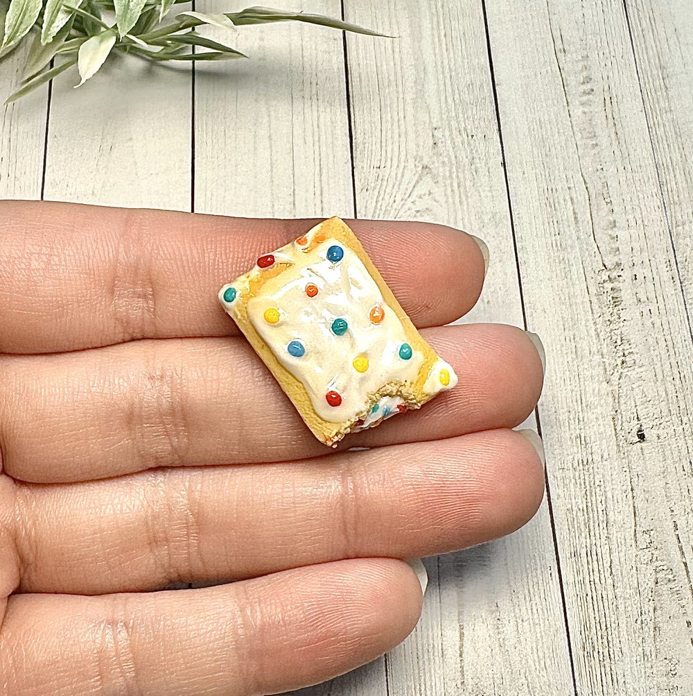 Image of Confetti Toaster Pastry Pin