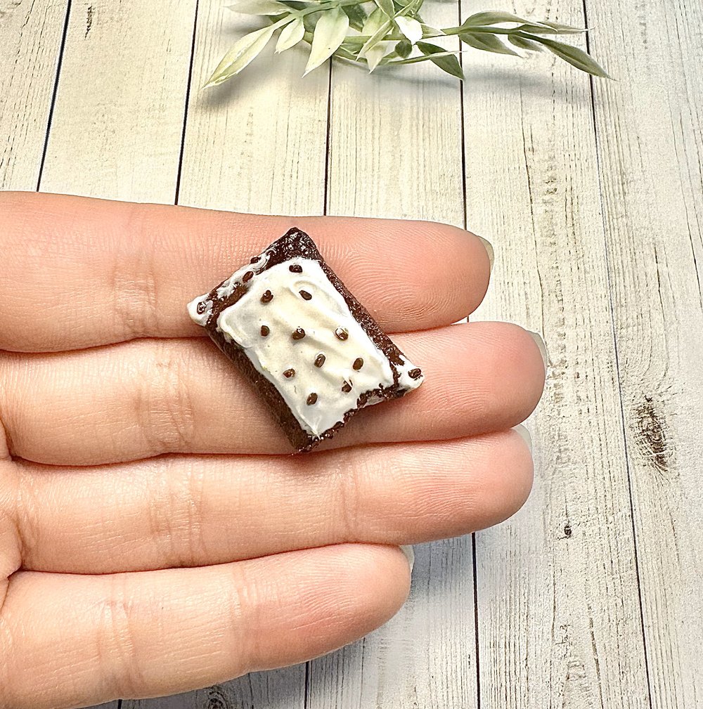 Image of Cookies n Creme Toaster Pastry Pin