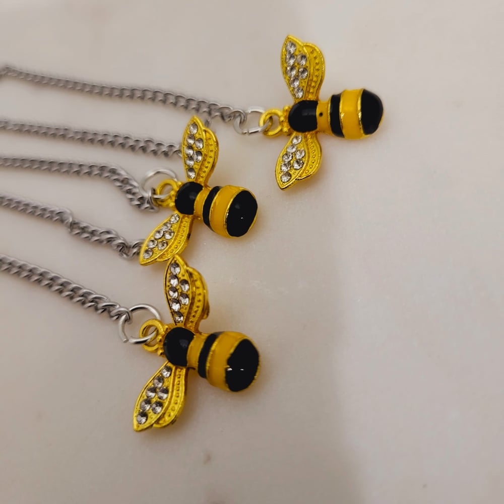 Image of 5 Pieces GOLD Bee charm Tassel DIY Crafts Making Supplies - Wholesale Metal Chain Tassels 
