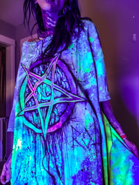 Image 8 of PrisM HeLL Tee (3XL)