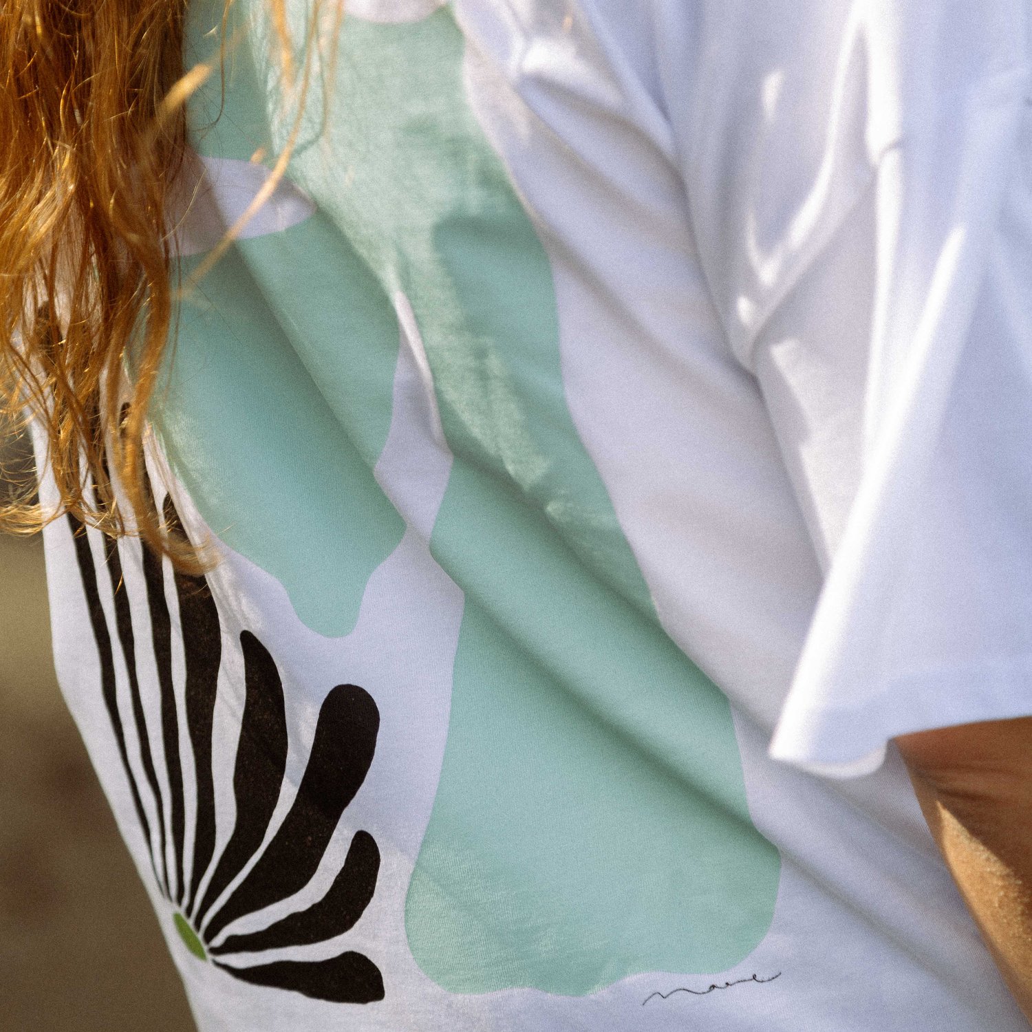 Image of CAMISETA OVERSIZE "BLUE BIRD" BLANCO MUJER