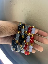 Black and gold or red and gold!!!?