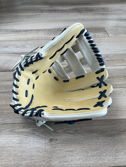 Image of 12.5" Fast Pitch Utility Glove