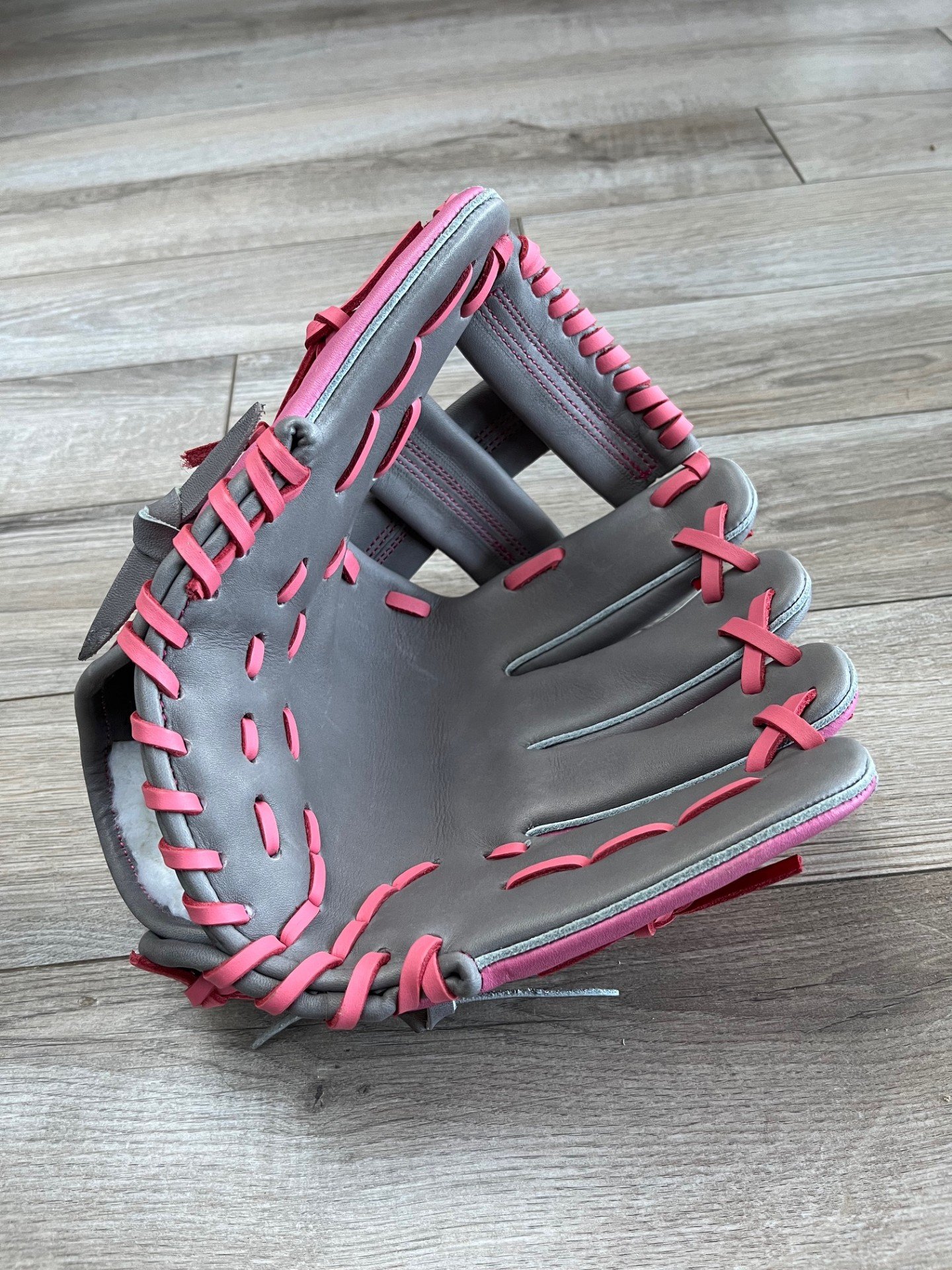 Image of 10.75" Youth Single Post