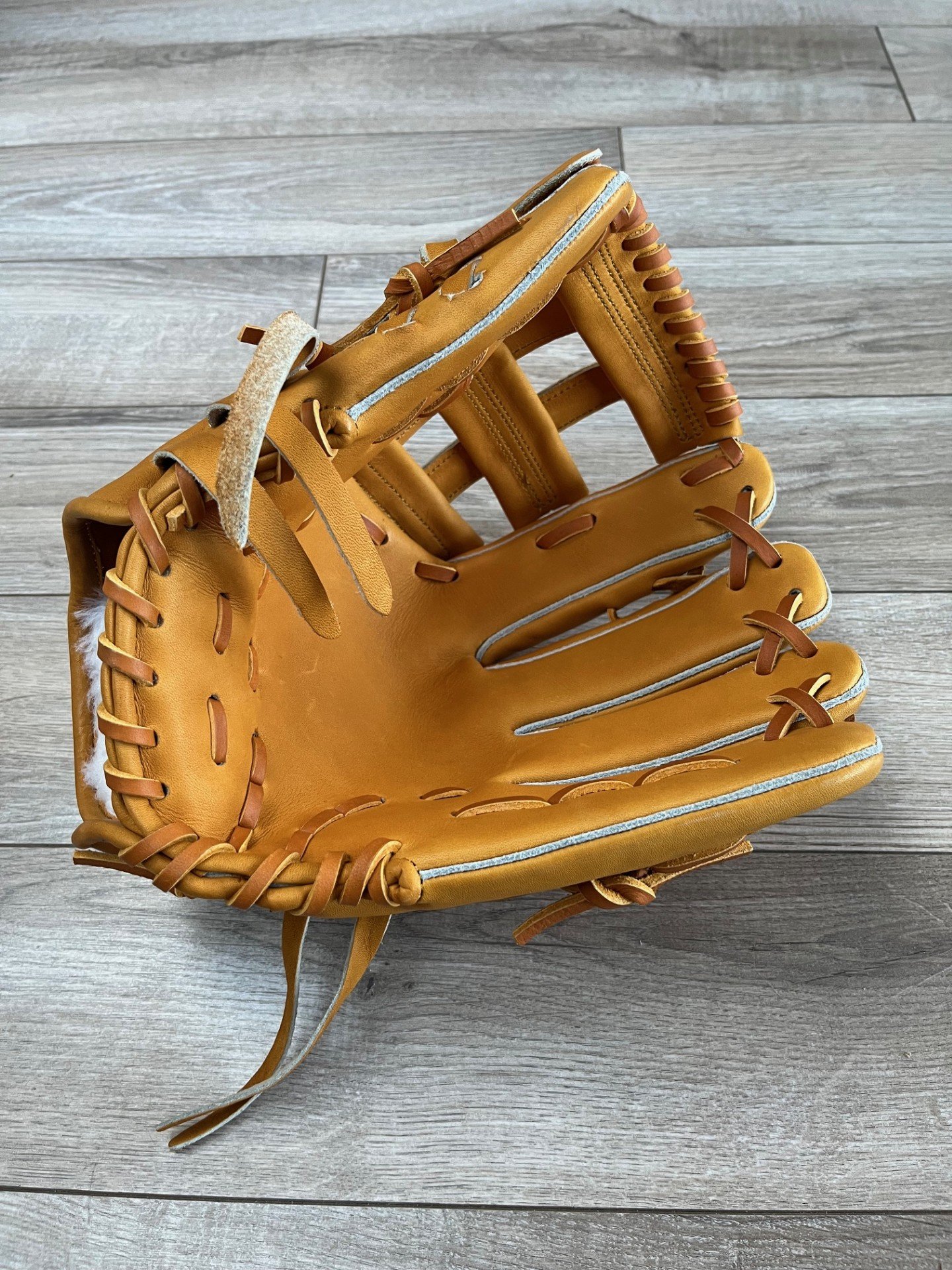 Image of 11.75" Infielders H-Web Utility Tan