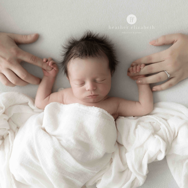 Image of Premium Newborn Session - Book 2024 - DEPOSIT ONLY 