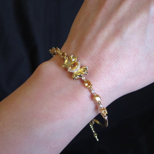 Image of Summer Citrine Bow bangle 