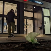 Image 2 of lululemon x Queen and Peter
