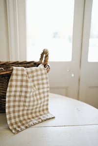 French linen t-towel {check}