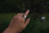 Image 4 of element ring (9.5)