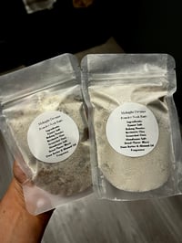 Image 2 of Mini Midnight Powder Soak Bath 