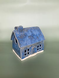 Image 4 of Cozy Luminary House
