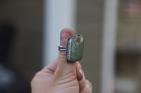 Image 5 of funky green vintage vibe ring (9.75)