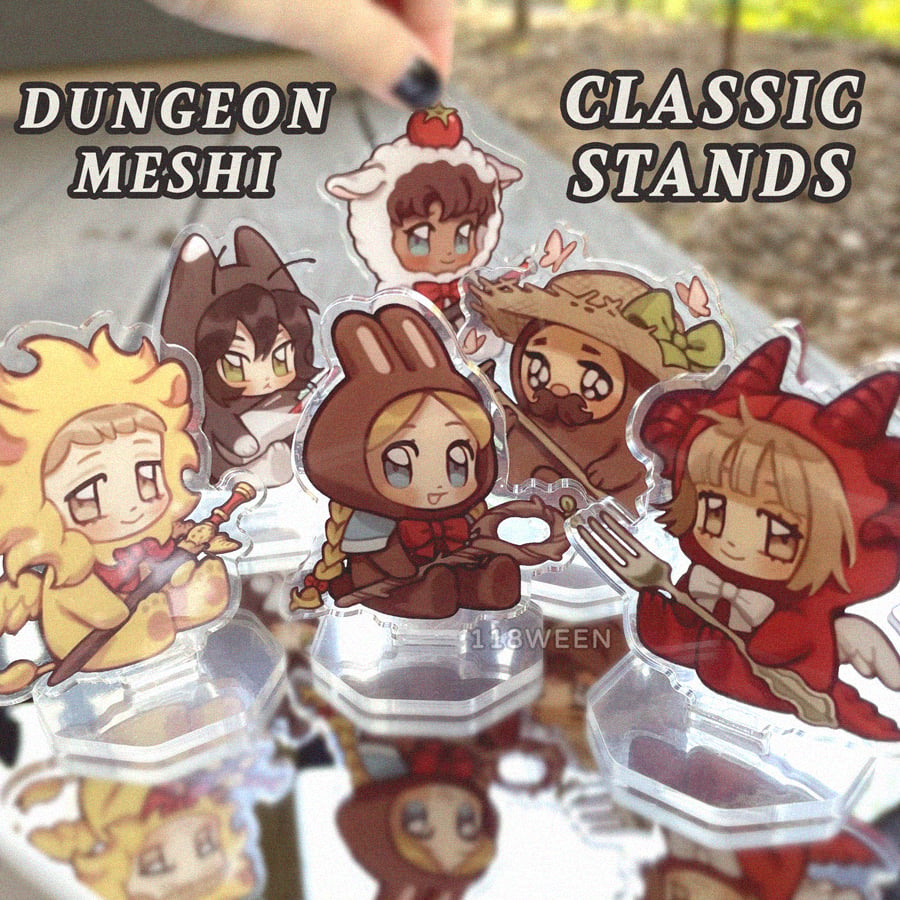 D U N M E S H Acrylic Stands