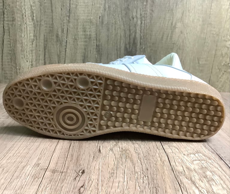 Tortola white leather germa army trainer shoes made in Spain Image 3