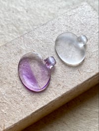 Image 1 of ❣️Soldes: Sweet Amulettes ovales allongées  