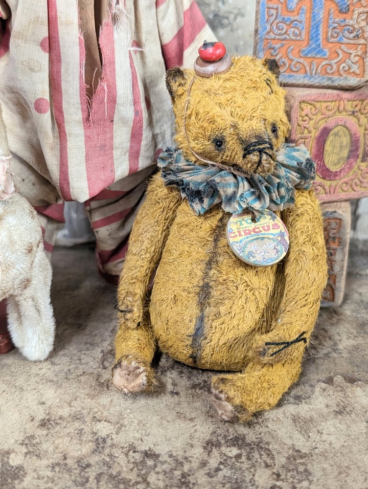 Image of 5" - Old Frumpy Toy Carnival Teddy Bear  by Whendi's Bears