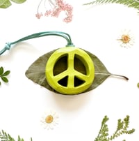 Image 2 of Citron - Peace Sign Keychain