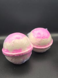 Image 1 of Bath bombs