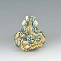 Image 5 of XXXL. Poisonous Blue Ringed Octopus - Flamework Glass Octopus Sculpture