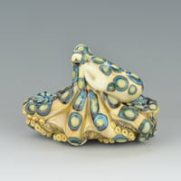 Image 7 of XXXL. Poisonous Blue Ringed Octopus - Flamework Glass Octopus Sculpture