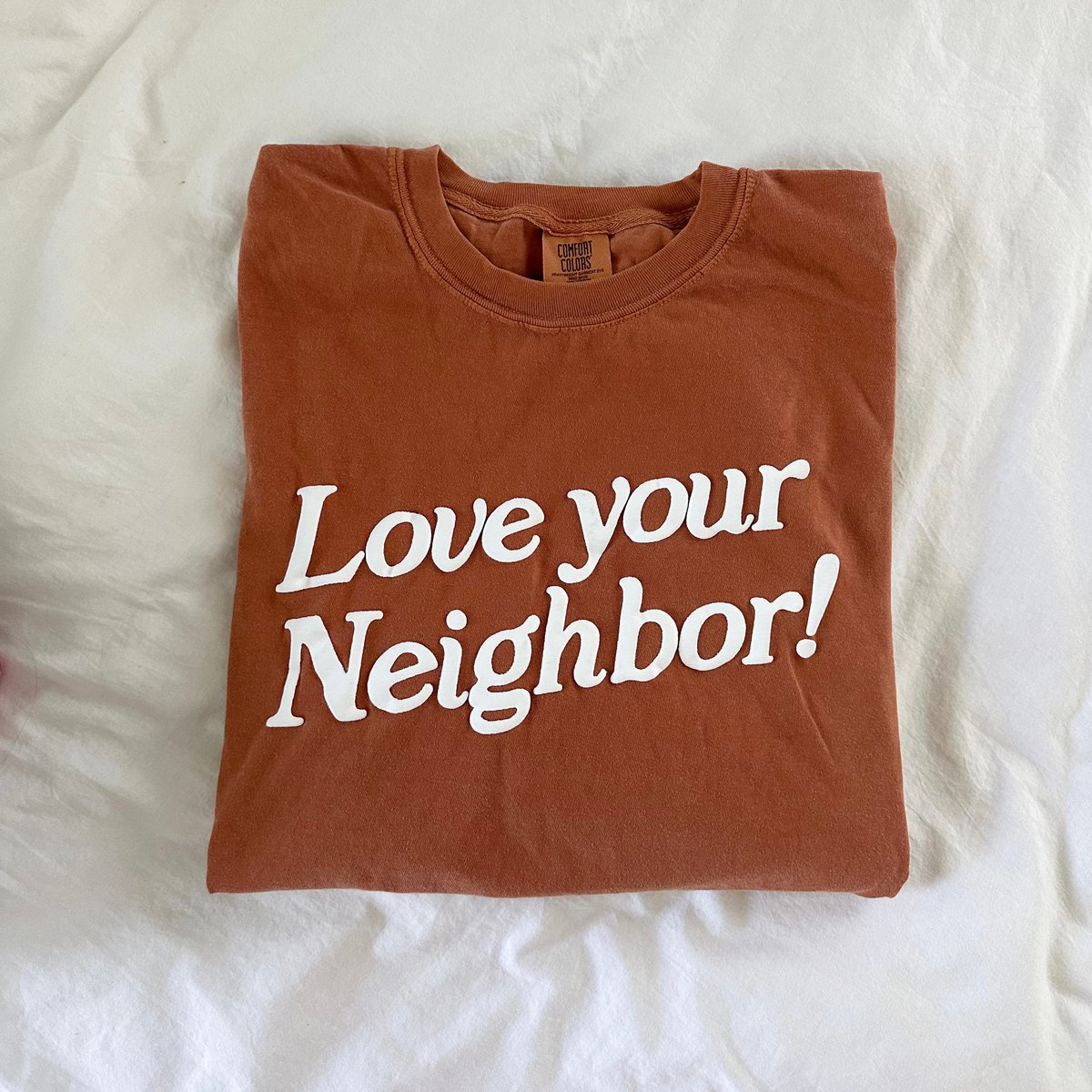 Image of yam/white tee