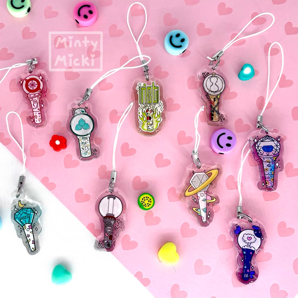 Image of Small 1.5" Cute K-pop Lightstick Charms