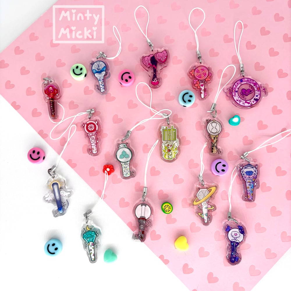 Image of Small 1.5" Cute K-pop Lightstick Charms