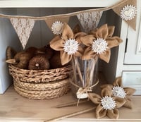 Image 5 of Vintage "Forever Flowers" White