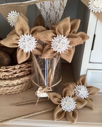 Image 4 of Vintage "Forever Flowers" White