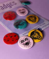 Image 2 of Button badges