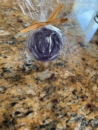 Peppermint scented rose shaped